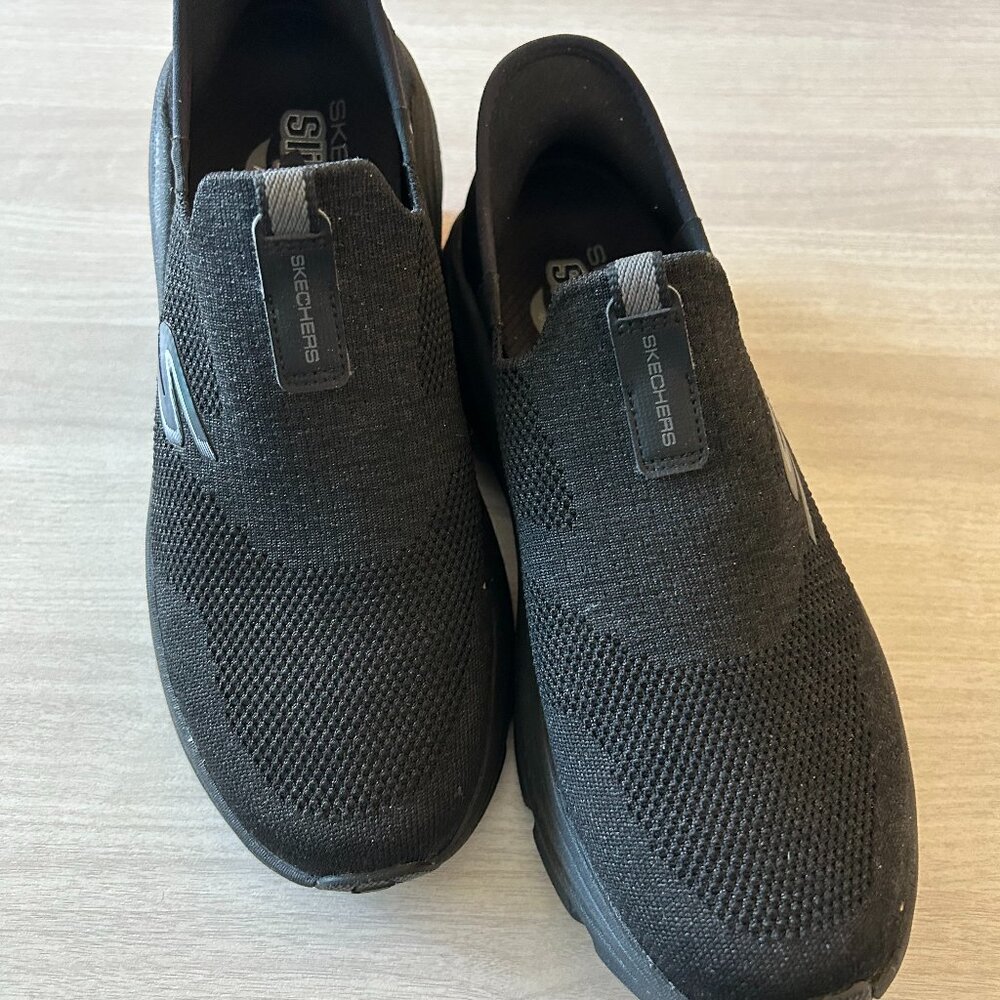 Sketchers Black Size 7 Slip On Shoes